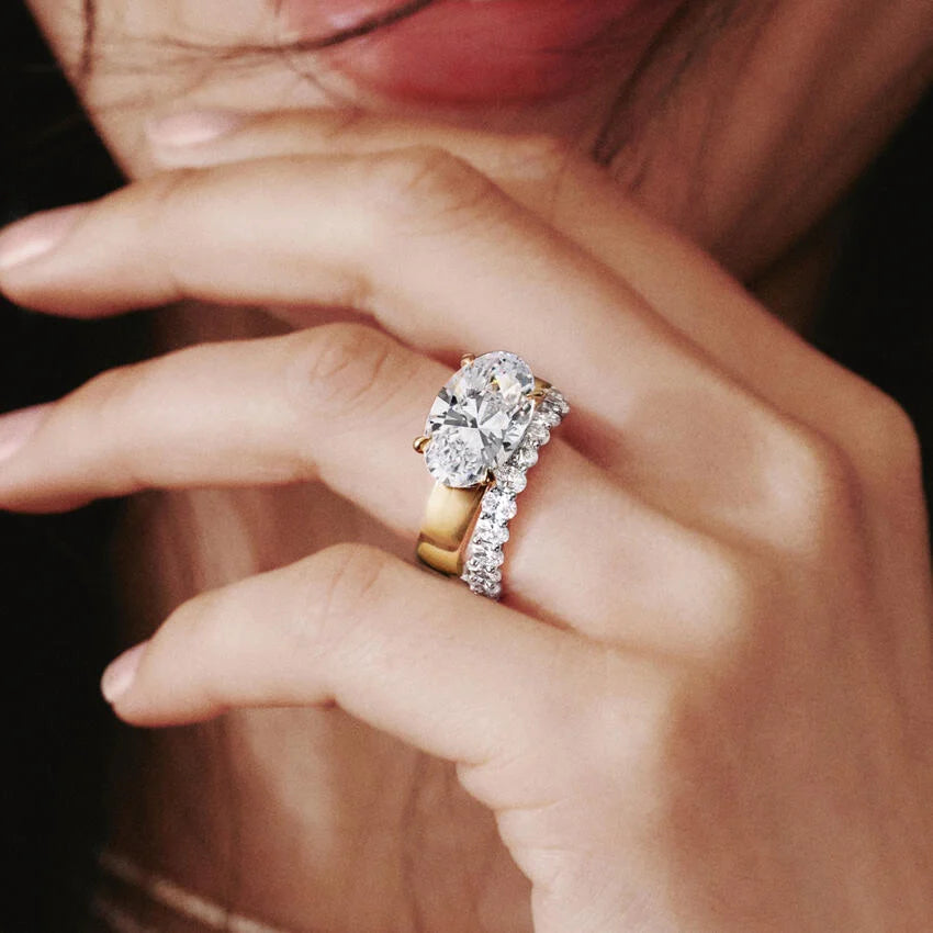 Каблучка з діамантами Eternity Oval Cut