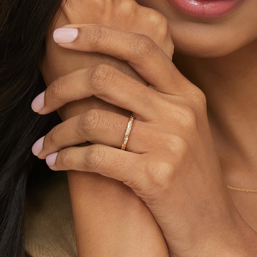 Verdure Engraved Diamond Ring