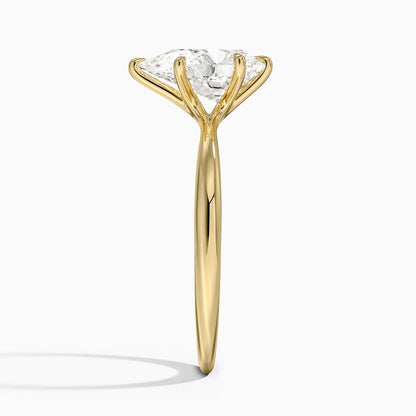 Каблучка з діамантом солітер Freesia Pear Cut