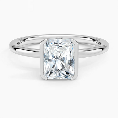Каблучка з діамантом солітер Annika Semi-Bezel Radiant Cut