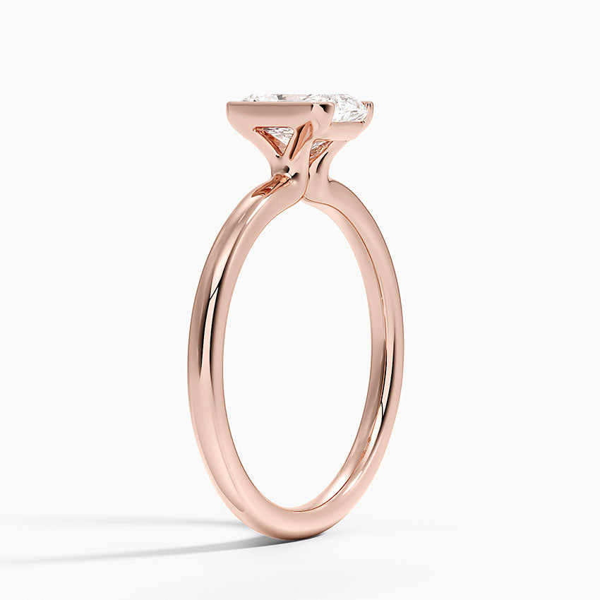Каблучка з діамантом солітер Annika Semi-Bezel Radiant Cut