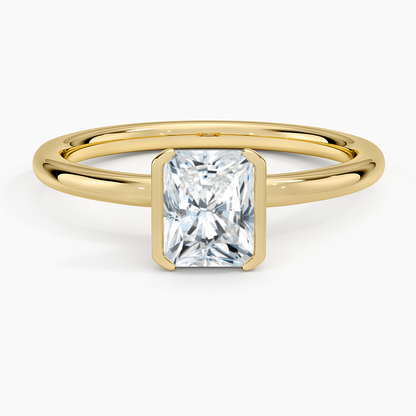 Каблучка з діамантом солітер Annika Semi-Bezel Radiant Cut