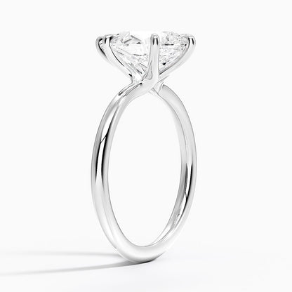 Каблучка з діамантом солітер Freesia Pear Cut