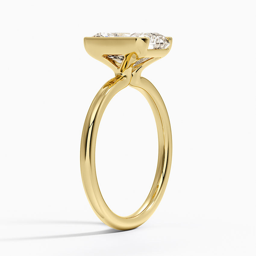 Каблучка з діамантом солітер Annika Semi-Bezel Radiant Cut
