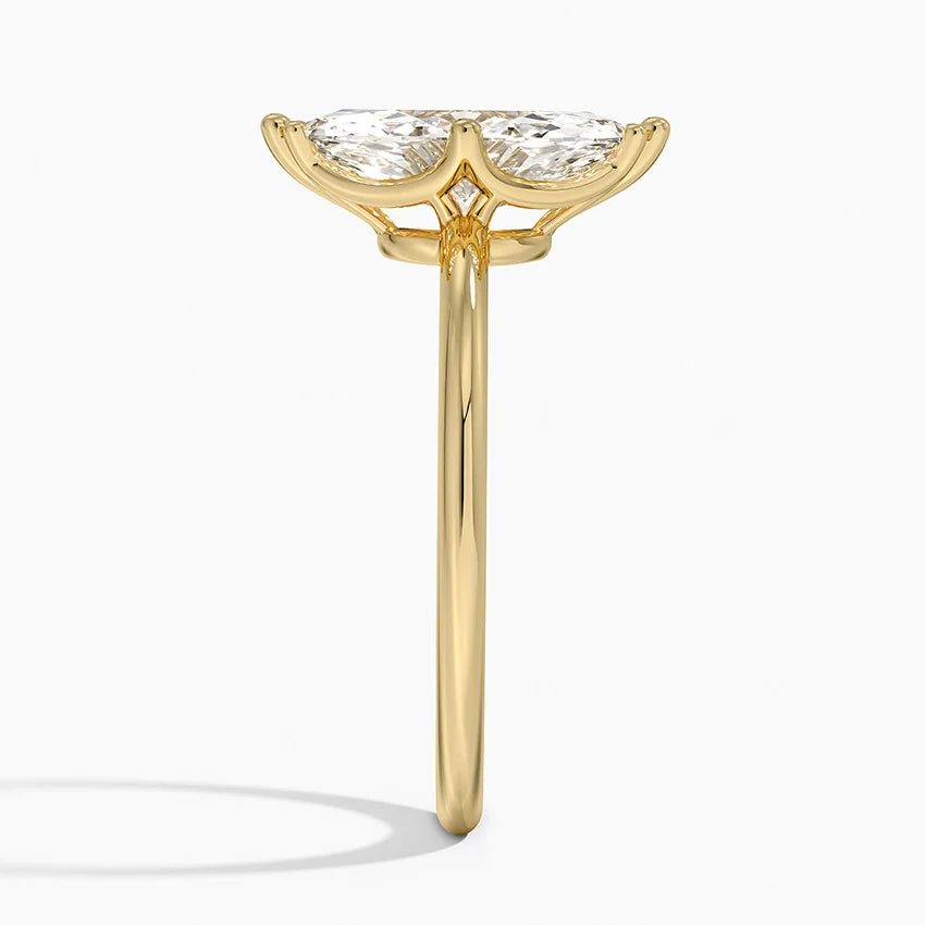 Samara Eight-Prong Solitaire Ring