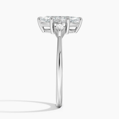 Cometa Three Stone Diamond Ring