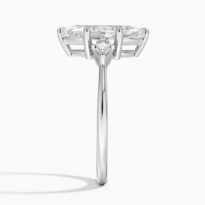 Cometa Three Stone Diamond Ring