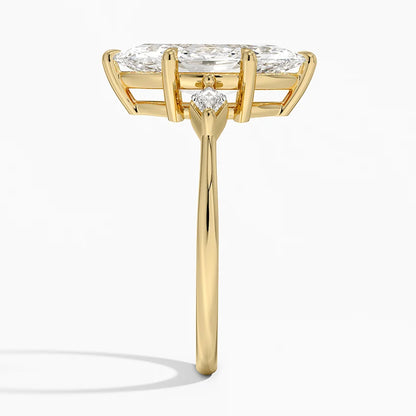 Cometa Three Stone Diamond Ring