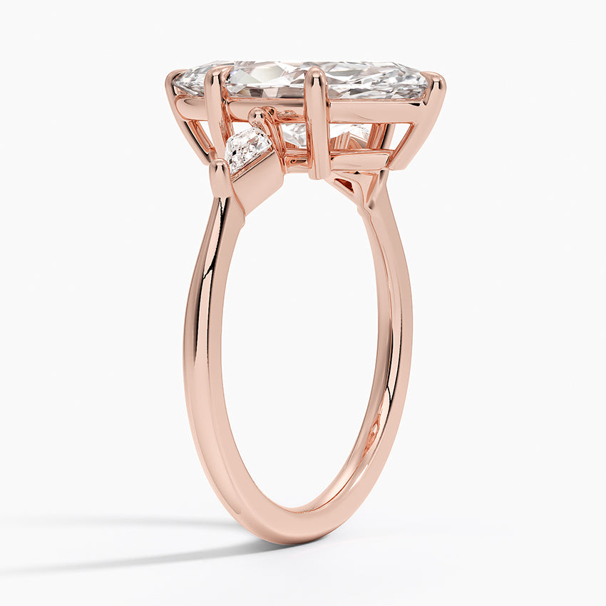 Cometa Three Stone Diamond Ring