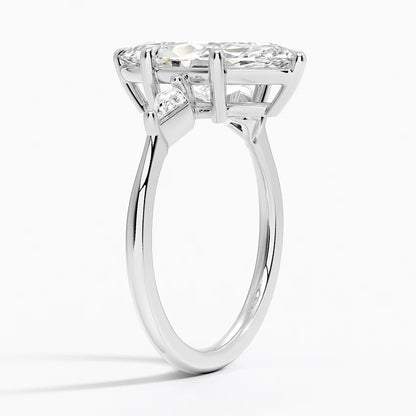 Cometa Three Stone Diamond Ring