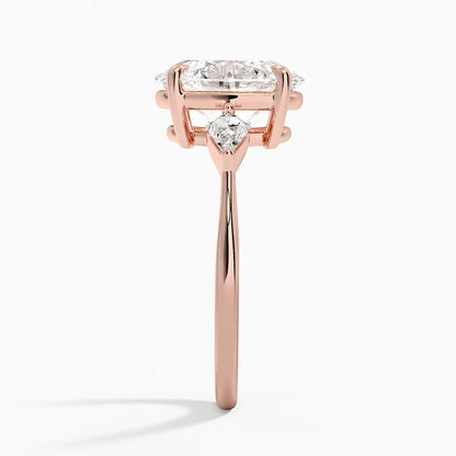 Luxe Cometa Three Stone Diamond Ring