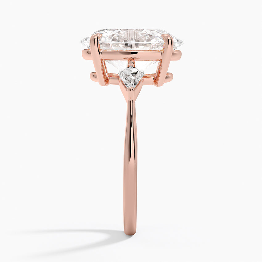 Luxe Cometa Three Stone Diamond Ring