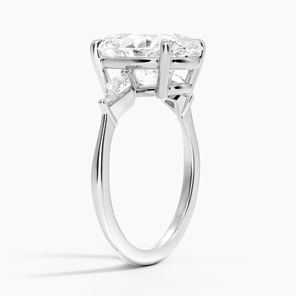 Luxe Cometa Three Stone Diamond Ring