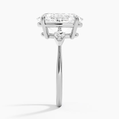 Luxe Cometa Three Stone Diamond Ring