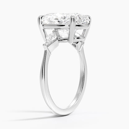 Luxe Cometa Three Stone Diamond Ring