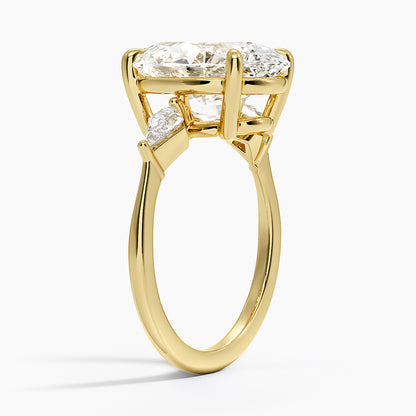 Luxe Cometa Three Stone Diamond Ring