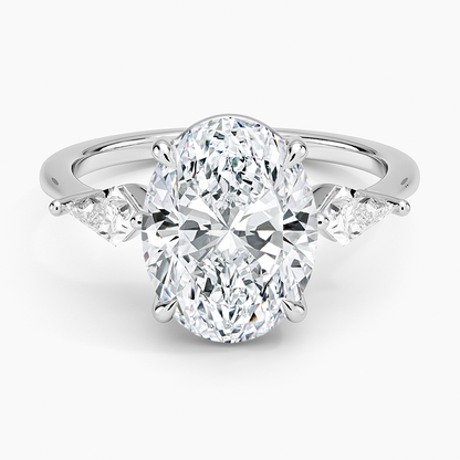 Luxe Cometa Three Stone Diamond Ring