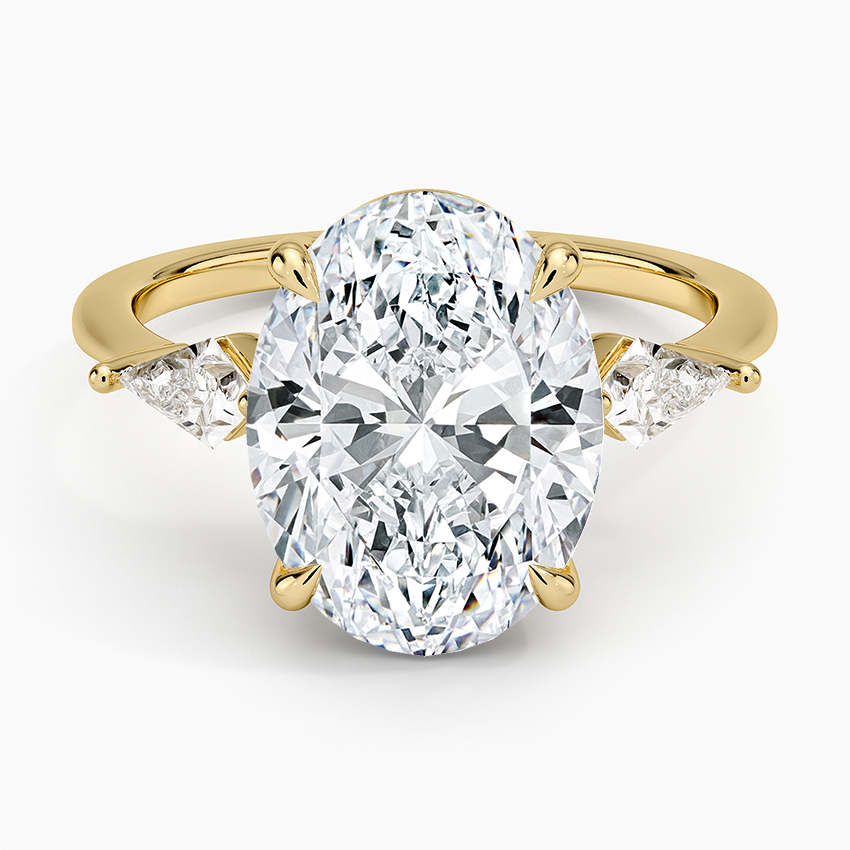 Luxe Cometa Three Stone Diamond Ring
