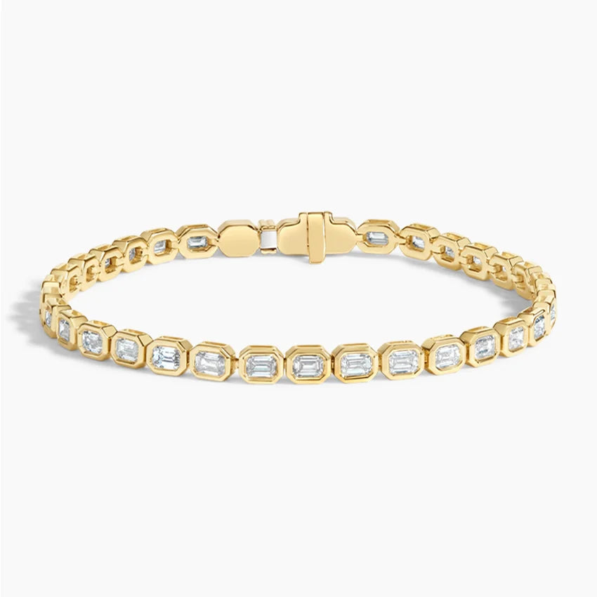 Emerald-Cut Diamond Bezel Tennis Bracelet
