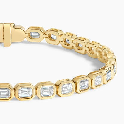 Emerald-Cut Diamond Bezel Tennis Bracelet